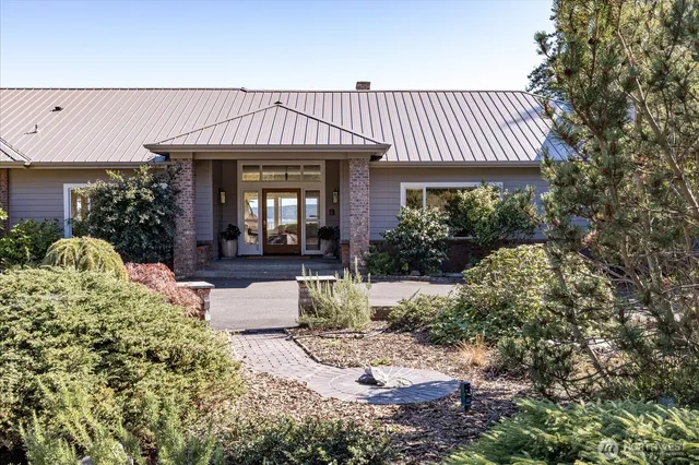 $1,550,000 | 1365 Arnold Road, Oak Harbor, WA 98277