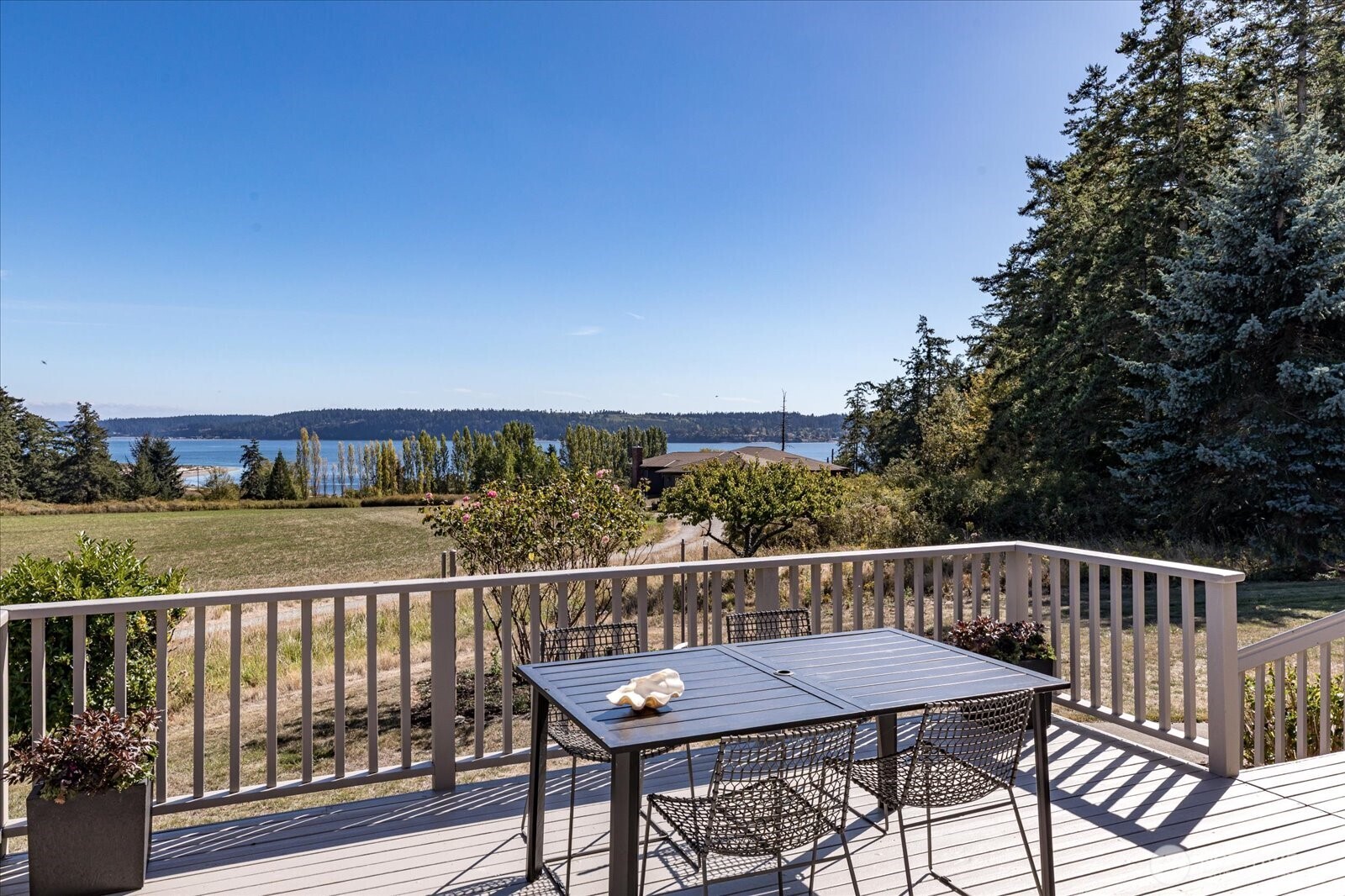 1365 Arnold Road Oak Harbor, WA 98277 - Photo 29 of 39