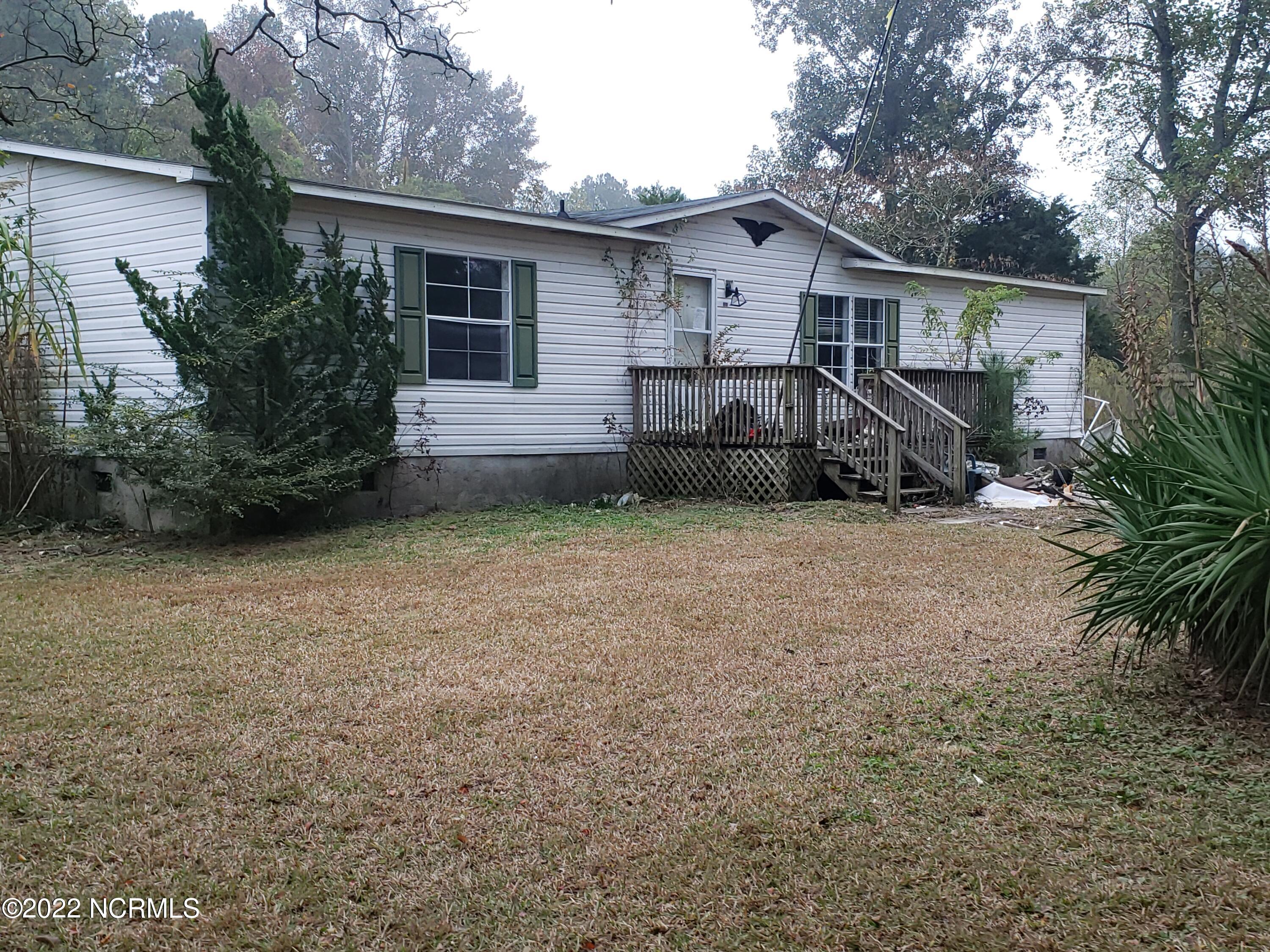 321 Harris Creek Loop Road Jacksonville, NC 28540 - Photo 1 of 17 Front