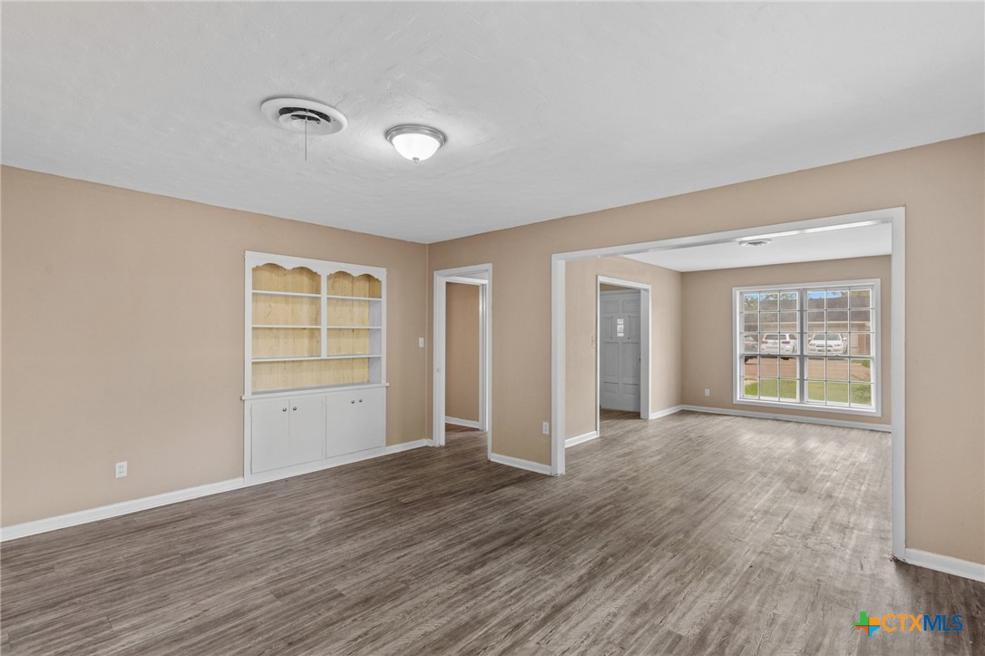 2512 East Airline Road Victoria, TX 77901 - Photo 7 of 19