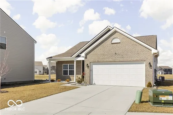 $2,375 | 5826 Cresswell Lane, Whitestown, IN 46075