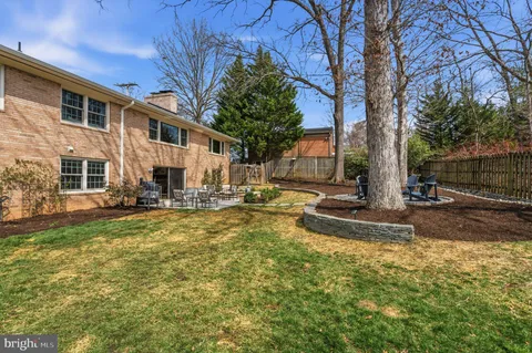 $1,175,000 | 7215 Marine Drive, Alexandria, VA 22307