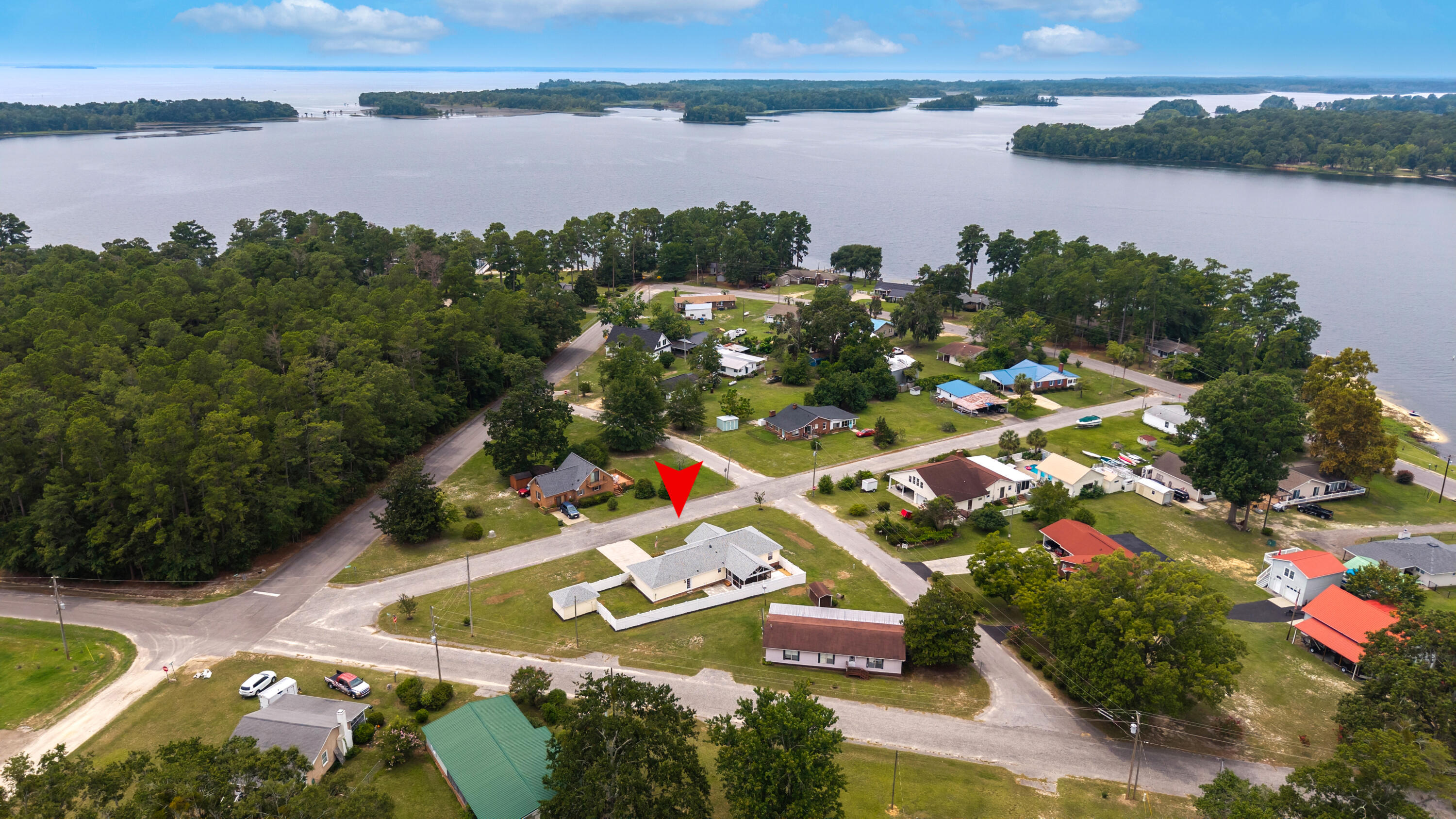 1026 Radius Street Manning, SC 29102 - Photo 2 of 56 LAKE MARION IN BACKGROUND