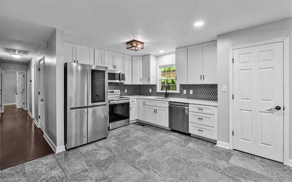 6630 Hunt Road Pleasant Garden, NC 27313 - Photo 7 of 48