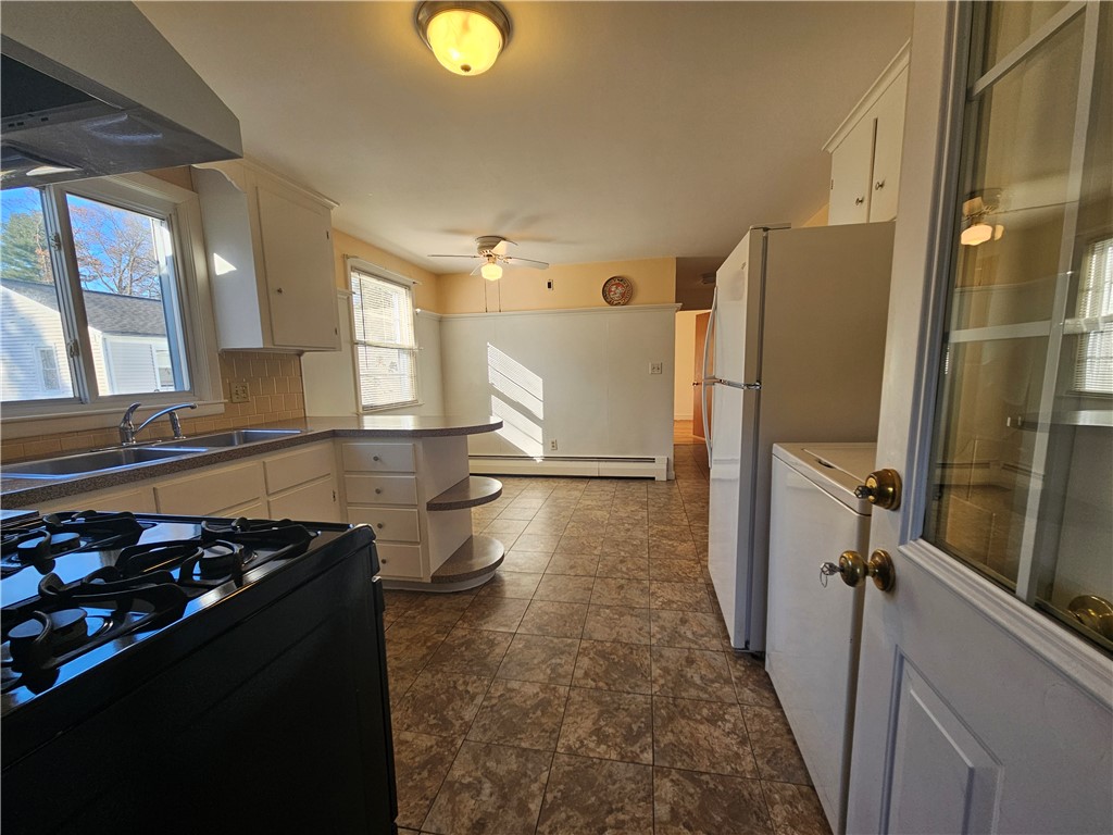 7 Rutherford Court, Unit 12 Warwick, RI 02886 - Photo 17 of 28 Gallery Image 17
