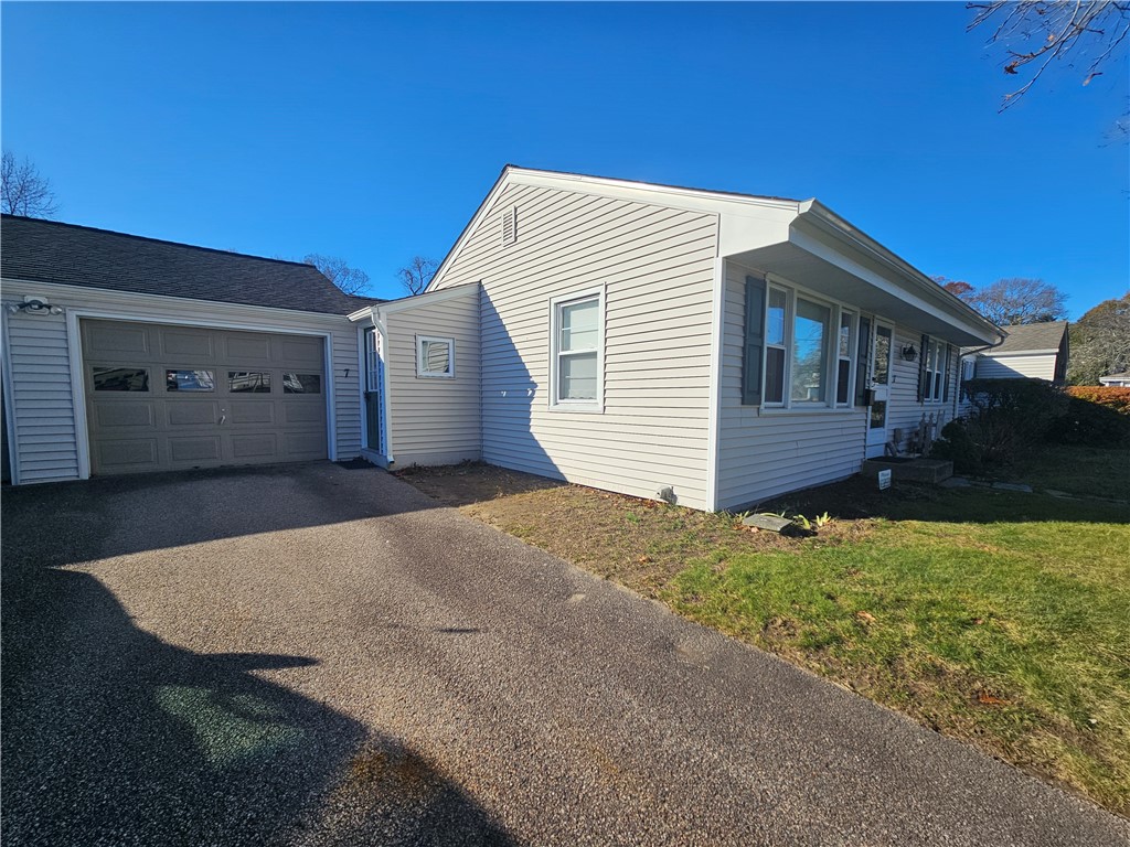 7 Rutherford Court, Unit 12 Warwick, RI 02886 - Photo 27 of 28 Gallery Image 27