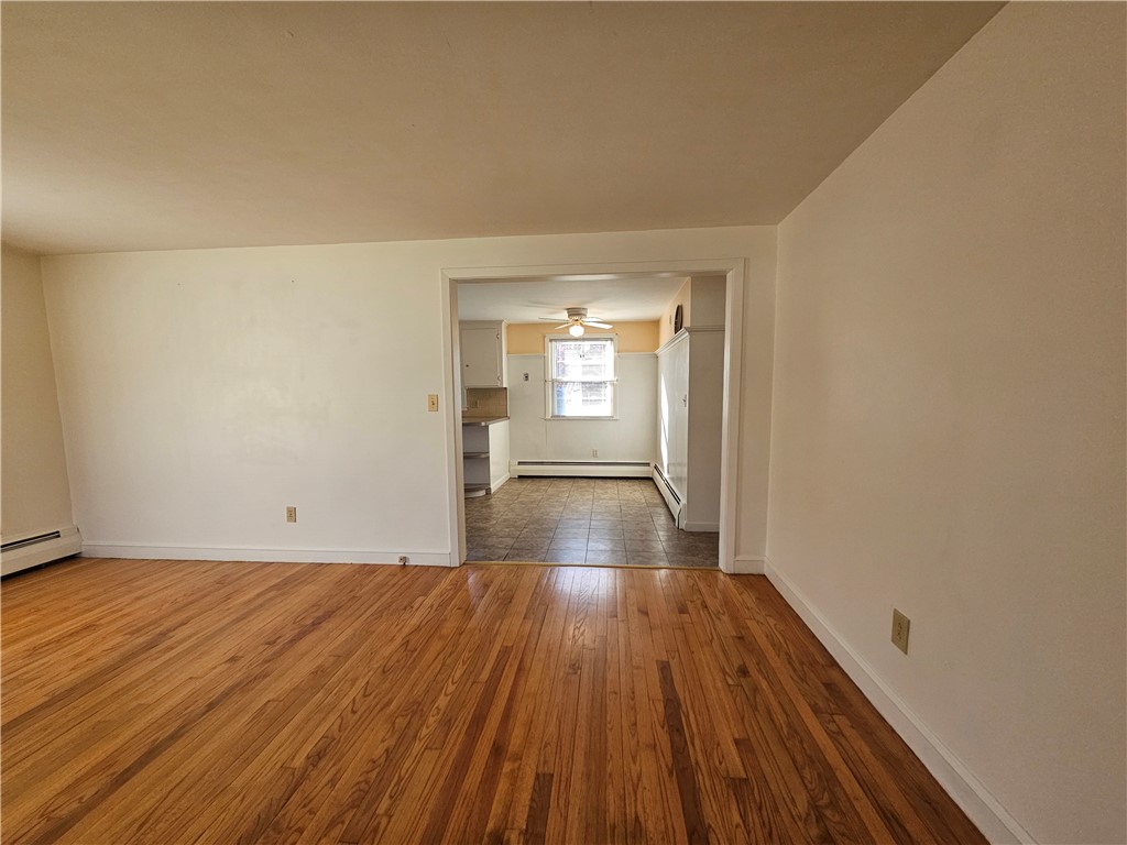 7 Rutherford Court, Unit 12 Warwick, RI 02886 - Photo 4 of 28 Gallery Image 4