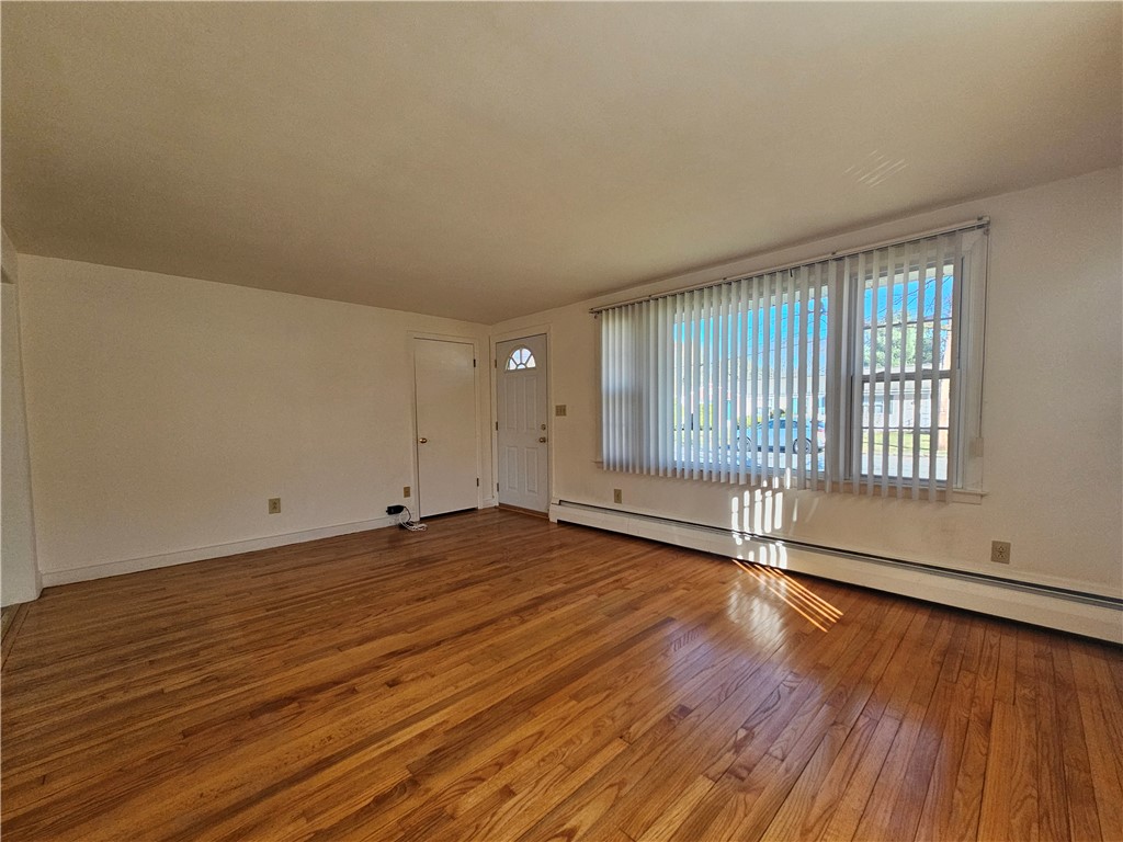 7 Rutherford Court, Unit 12 Warwick, RI 02886 - Photo 5 of 28 Gallery Image 5