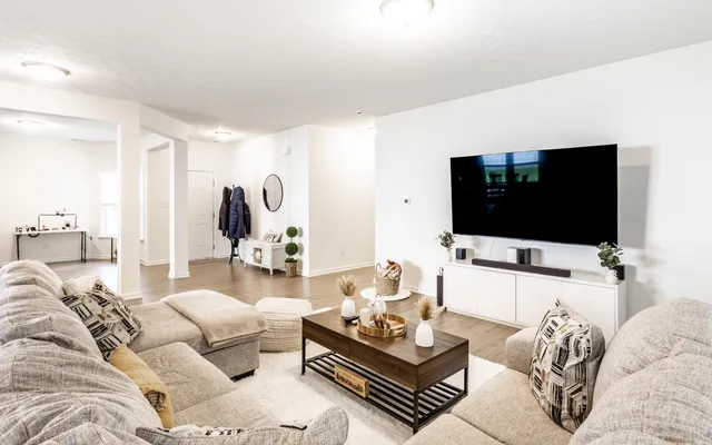 $379,900 | 7469 West Natalie Drive, Bloomington, IN 47404