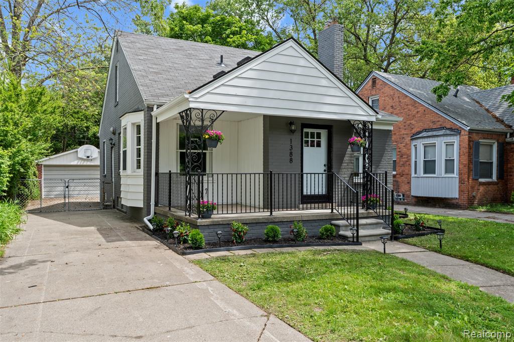 1388 Vernier Road Grosse Pointe, MI 48236 - Photo 2 of 25