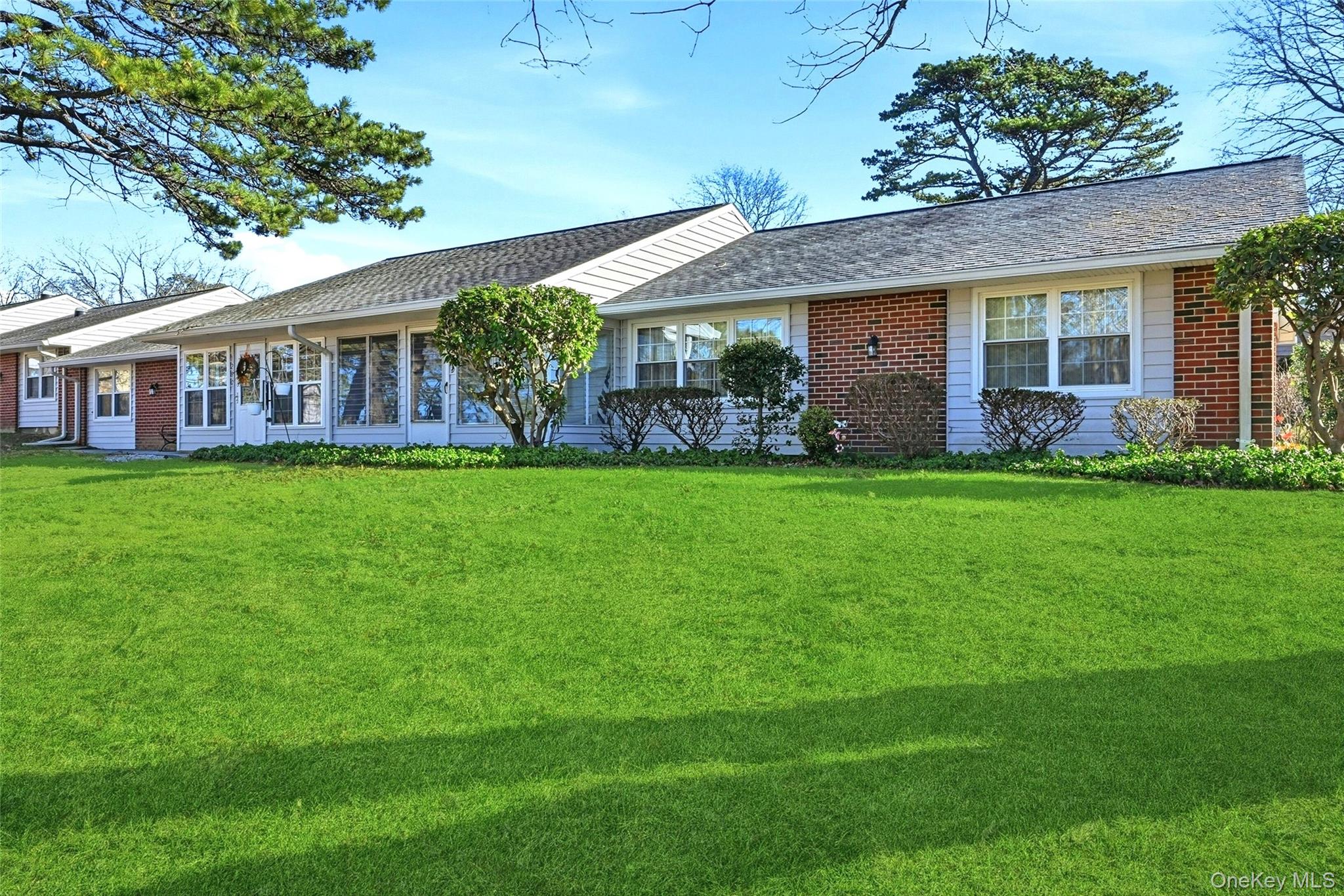 128 D Exmore Court Ridge, NY 11961 - Photo 2 of 45