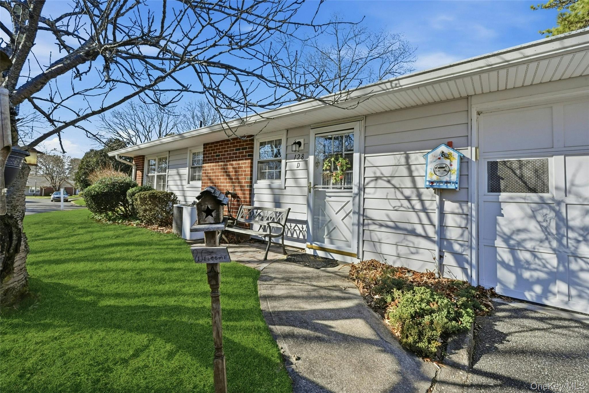 128 D Exmore Court Ridge, NY 11961 - Photo 26 of 45