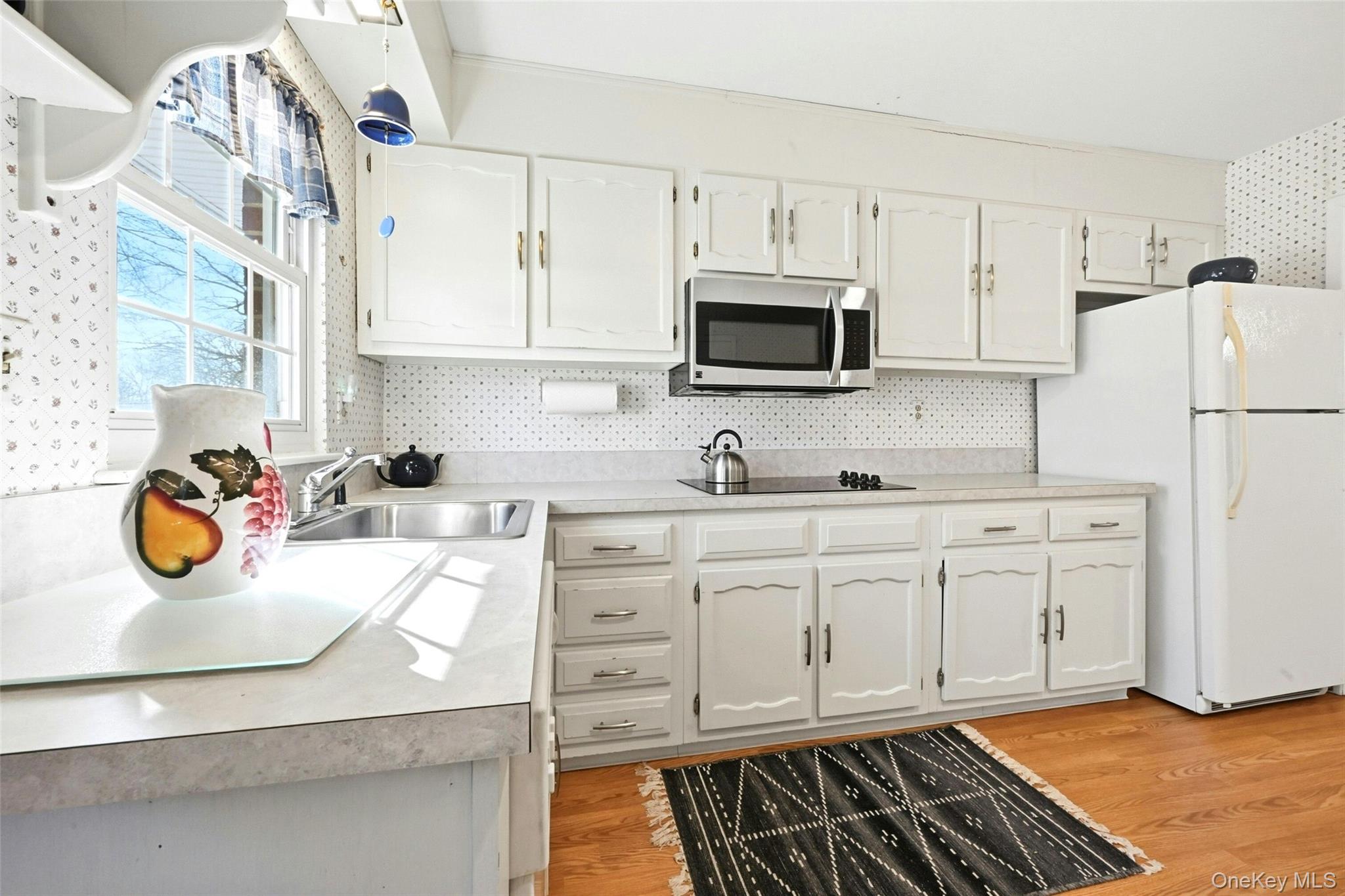 128 D Exmore Court Ridge, NY 11961 - Photo 8 of 45