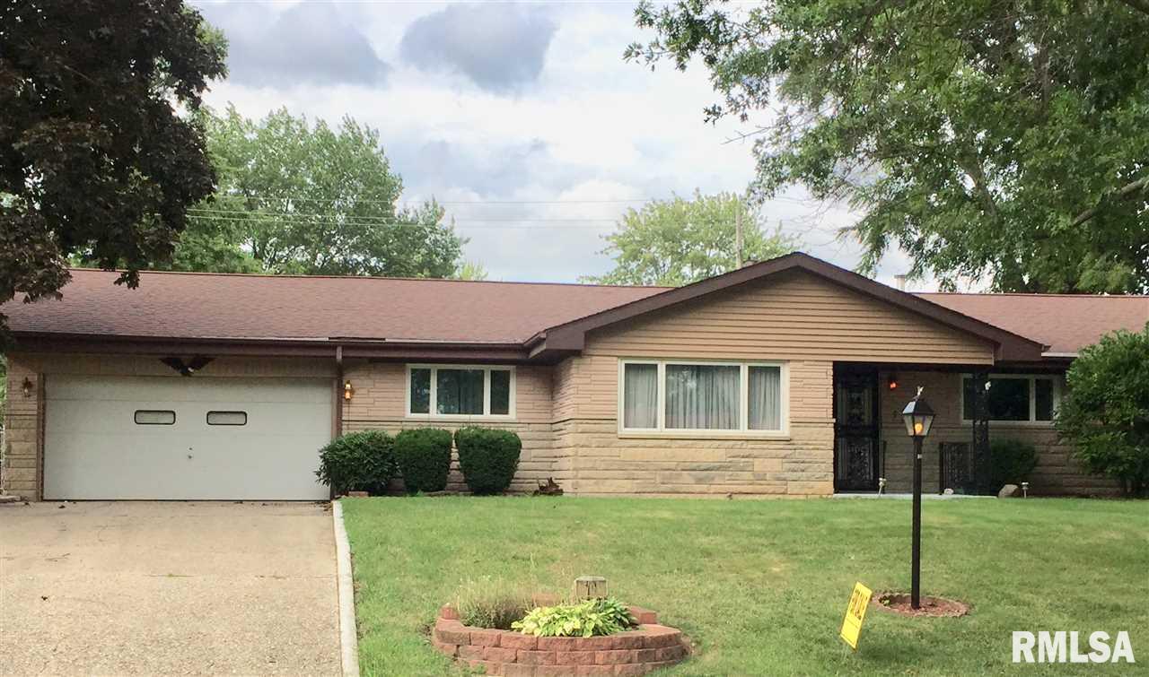 19 Mesa Road Springfield, IL 62702 - Photo 2 of 18