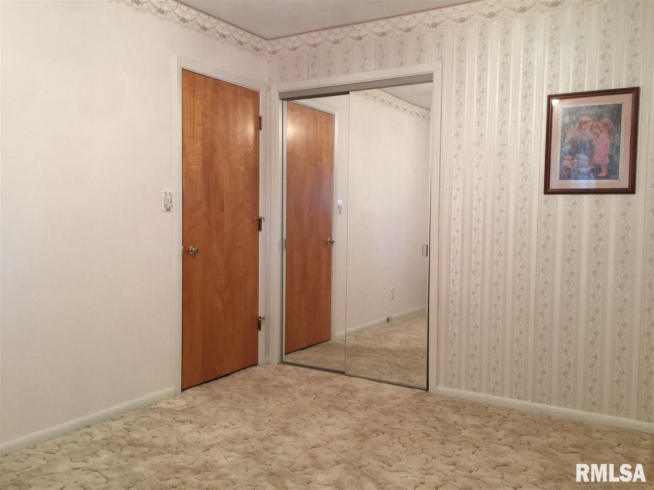 19 Mesa Road Springfield, IL 62702 - Photo 8 of 18
