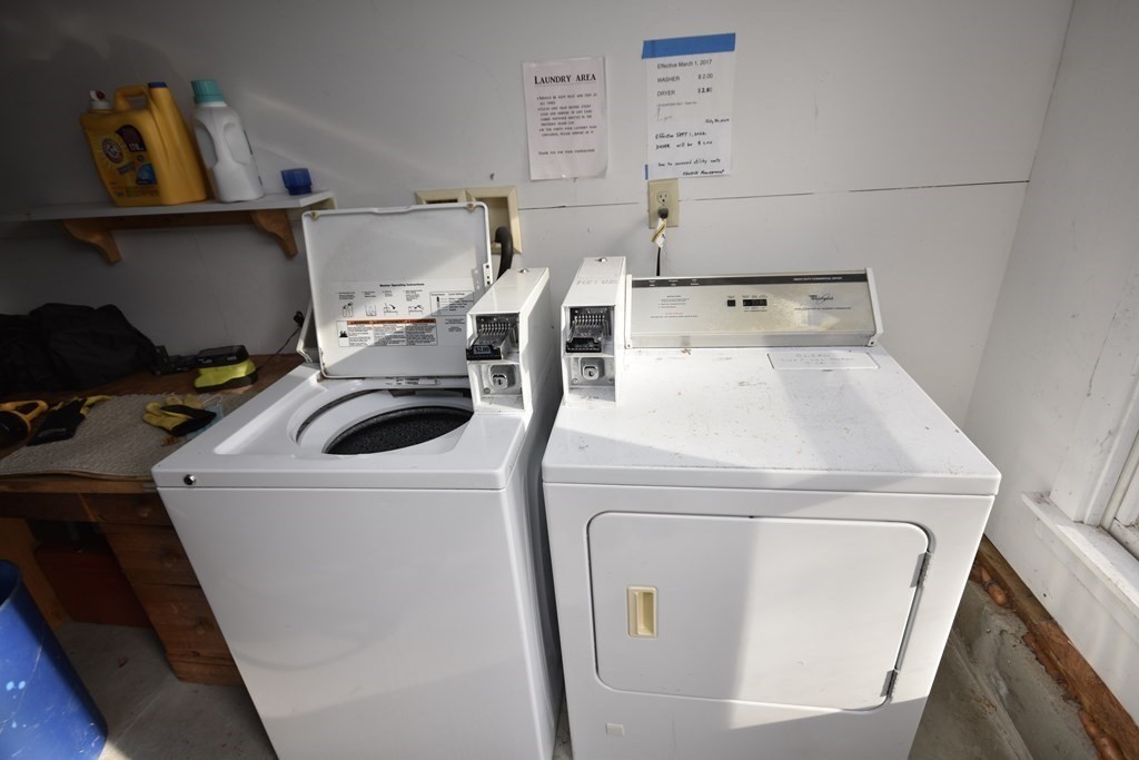 35 High Street Amherst, MA 01002 - Photo 39 of 41 a utility room with dryer and washer