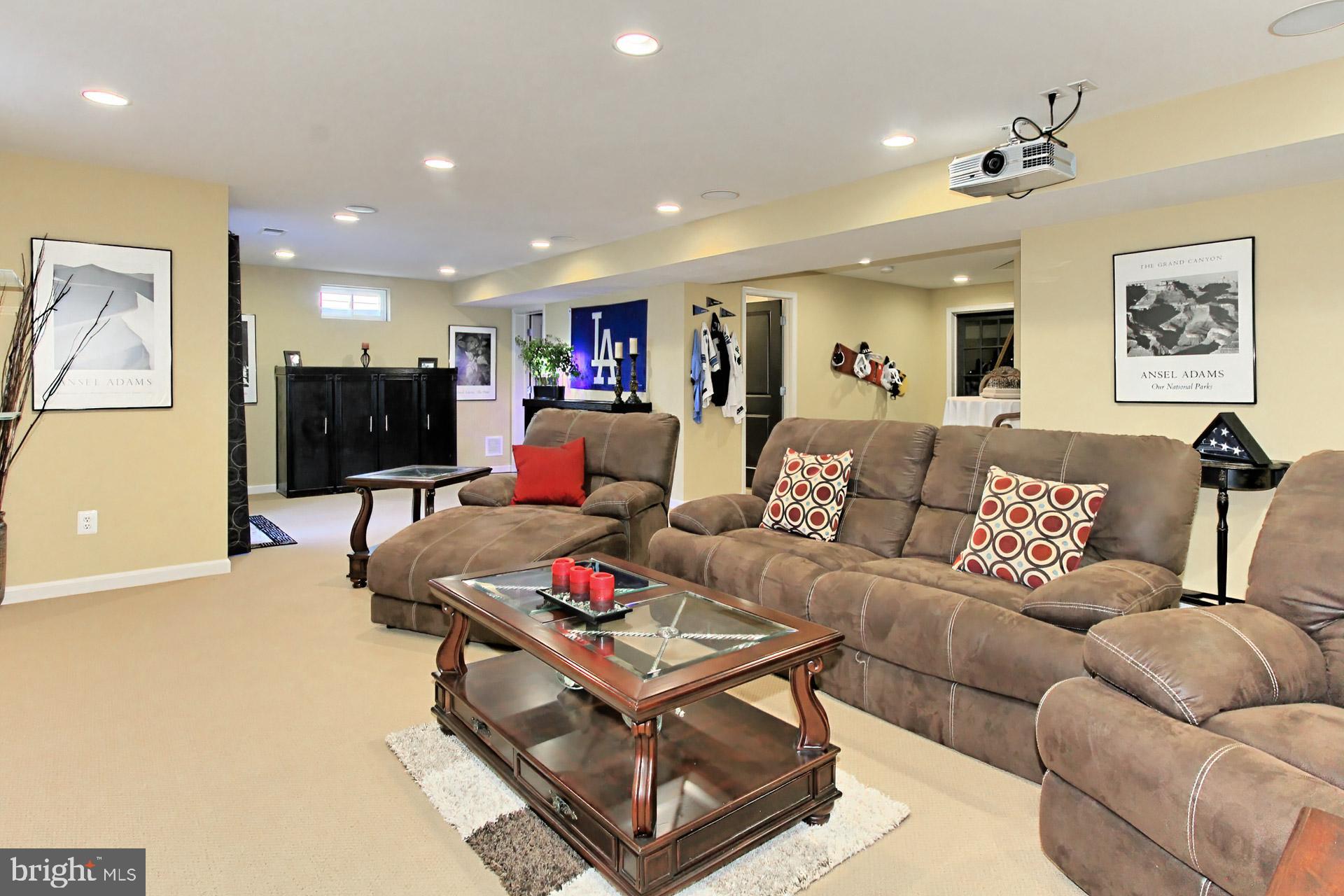 42342 Rising Moon Place Ashburn, VA 20148 - Photo 36 of 70 Gallery Image 36