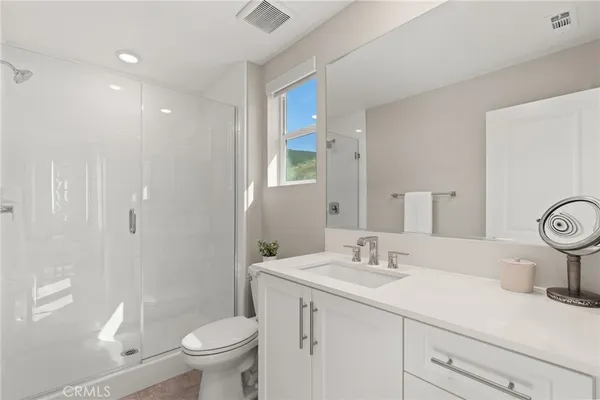 $1,675,000 | 15431 Van Lodensteyn Way, San Diego, CA 92129
