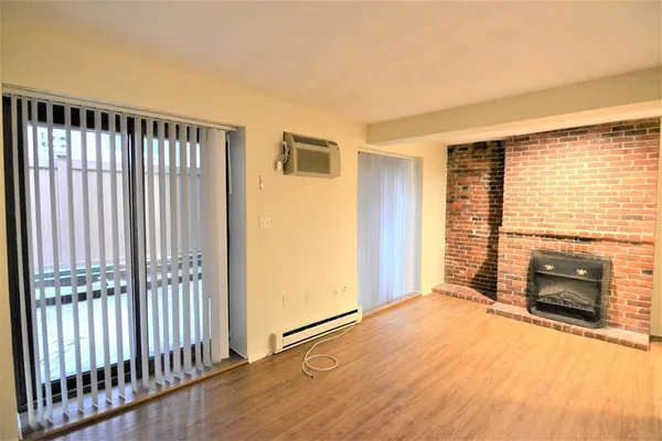 $2,925 | 67 St Germain Street, Unit 451, Boston, MA 02115