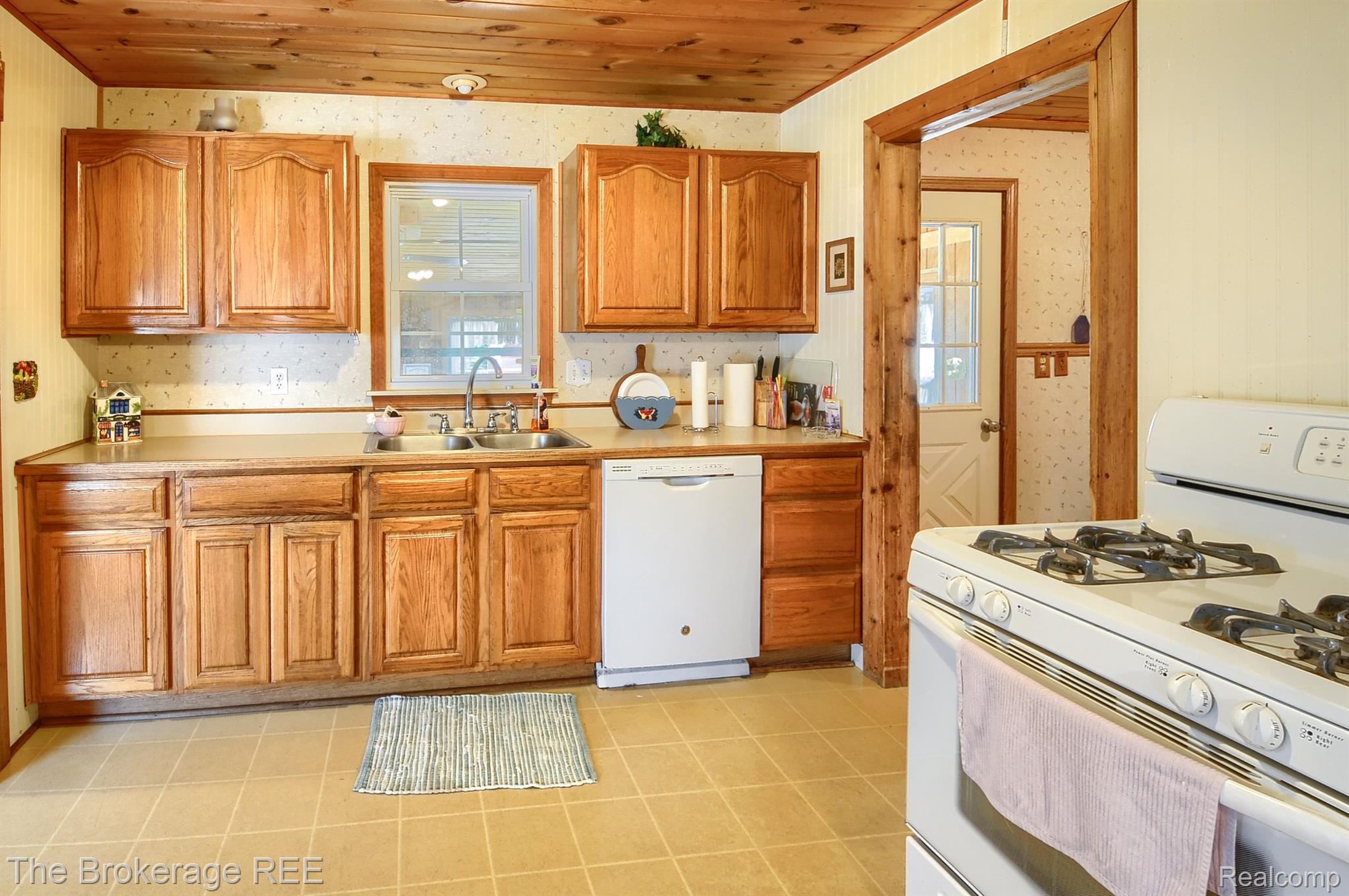 11820 Benson Road Mount Morris, MI 48458 - Photo 11 of 27 Gallery Image 11
