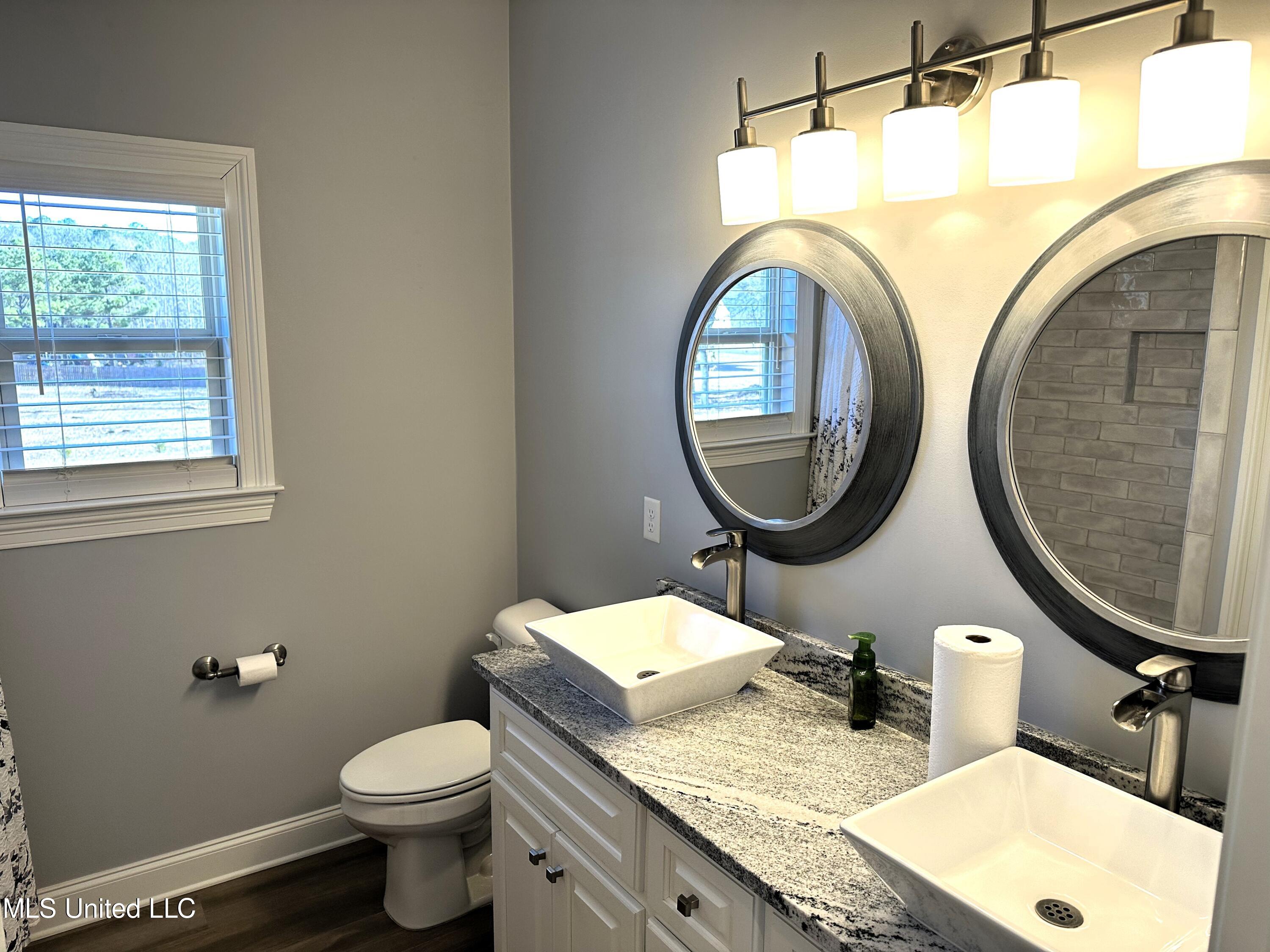 610 Lloyd's Lane Nesbit, MS 38651 - Photo 23 of 32 IMG_3949