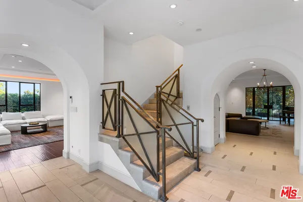 $49,500 | 7801 Hillside Avenue, Los Angeles, CA 90046