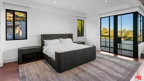 $49,500 | 7801 Hillside Avenue, Los Angeles, CA 90046