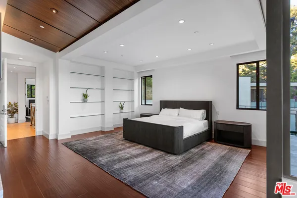 $49,500 | 7801 Hillside Avenue, Los Angeles, CA 90046