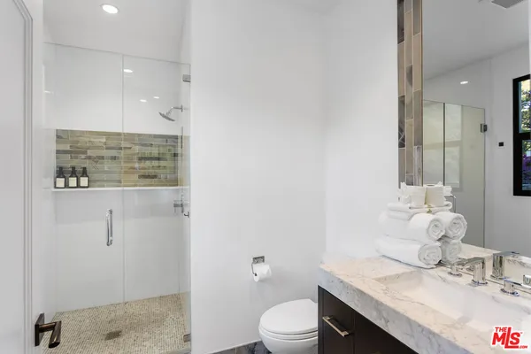 $49,500 | 7801 Hillside Avenue, Los Angeles, CA 90046