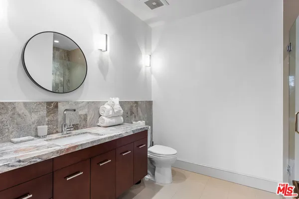 $49,500 | 7801 Hillside Avenue, Los Angeles, CA 90046