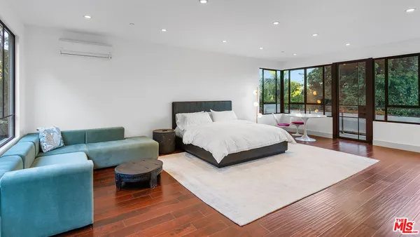 $49,500 | 7801 Hillside Avenue, Los Angeles, CA 90046