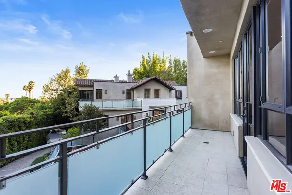 $49,500 | 7801 Hillside Avenue, Los Angeles, CA 90046