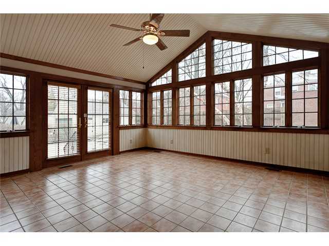 1601 Barrington Road Columbus, OH 43221 - Photo 8 of 24