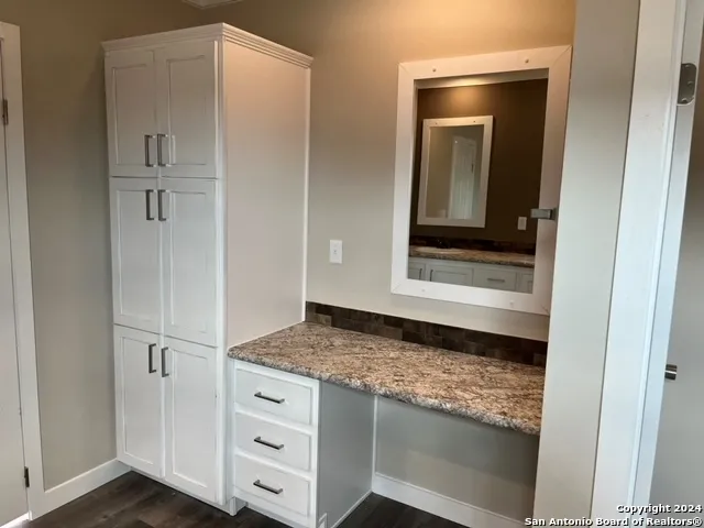 $525,000 | 639 County Road 4614, Hondo, TX 78861