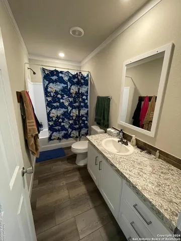 $525,000 | 639 County Road 4614, Hondo, TX 78861