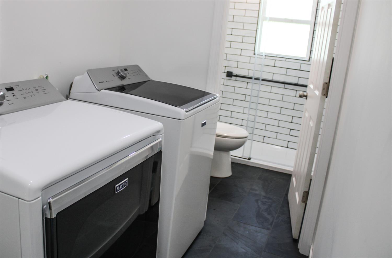 710 Heritage Road Valparaiso, IN 46385 - Photo 16 of 27 a utility room with dryer and washer