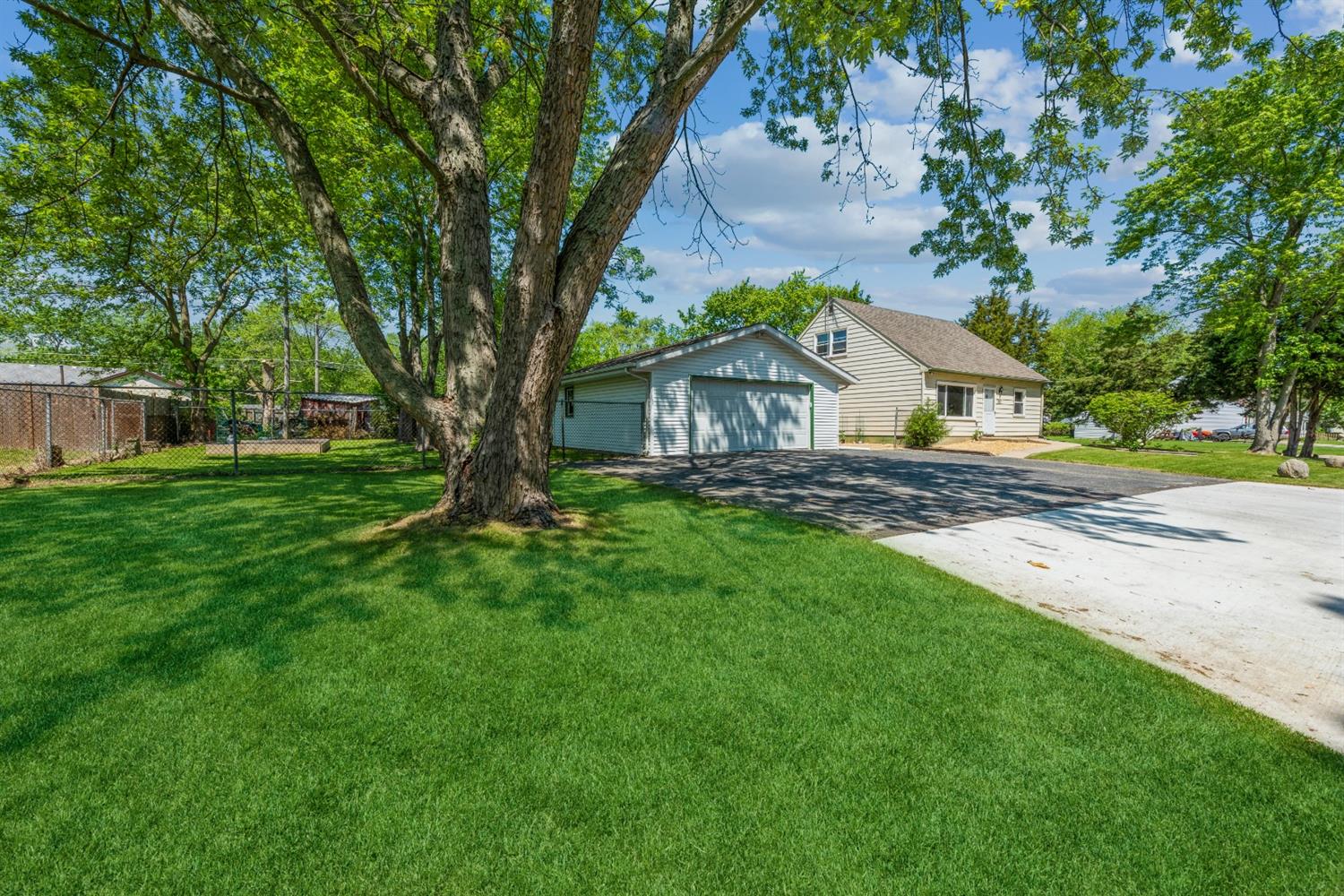 710 Heritage Road Valparaiso, IN 46385 - Photo 2 of 27 a view of backyard with green space