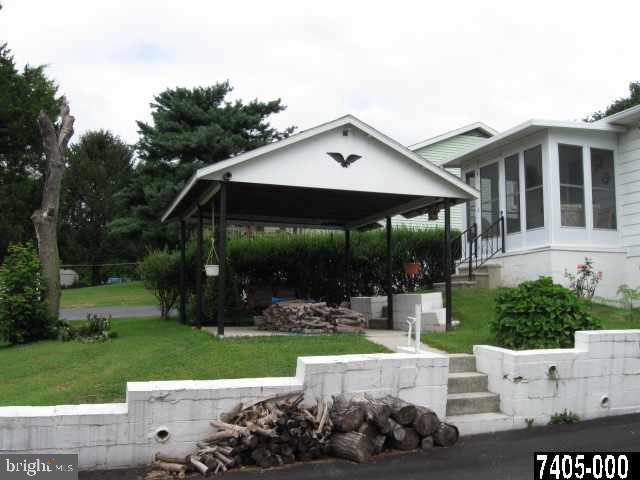 821 Black Rock Road Hanover, PA 17331 - Photo 3 of 14
