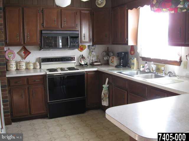 821 Black Rock Road Hanover, PA 17331 - Photo 9 of 14