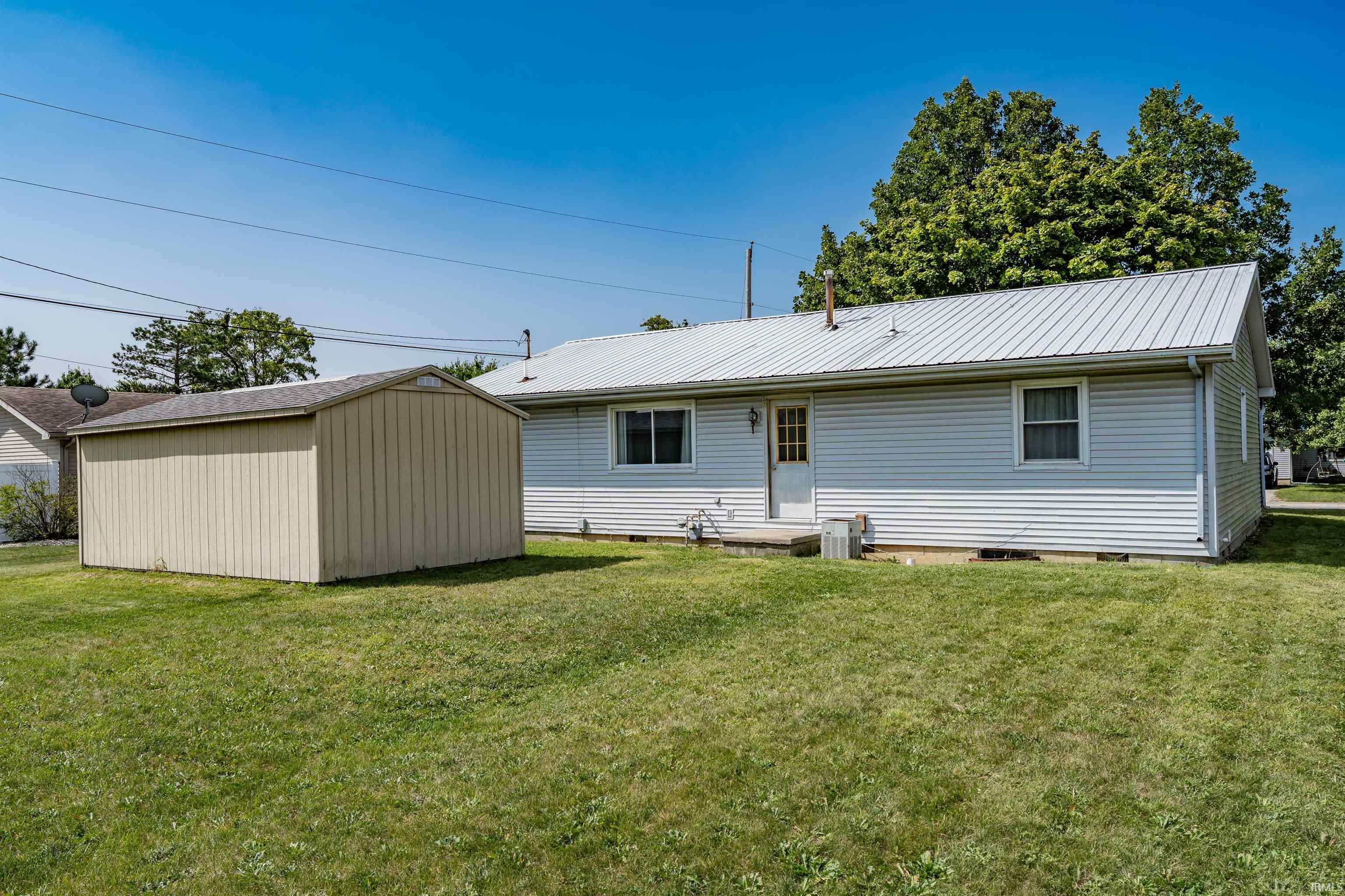 109 Bellmont Boulevard Decatur, IN 46733 - Photo 6 of 28
