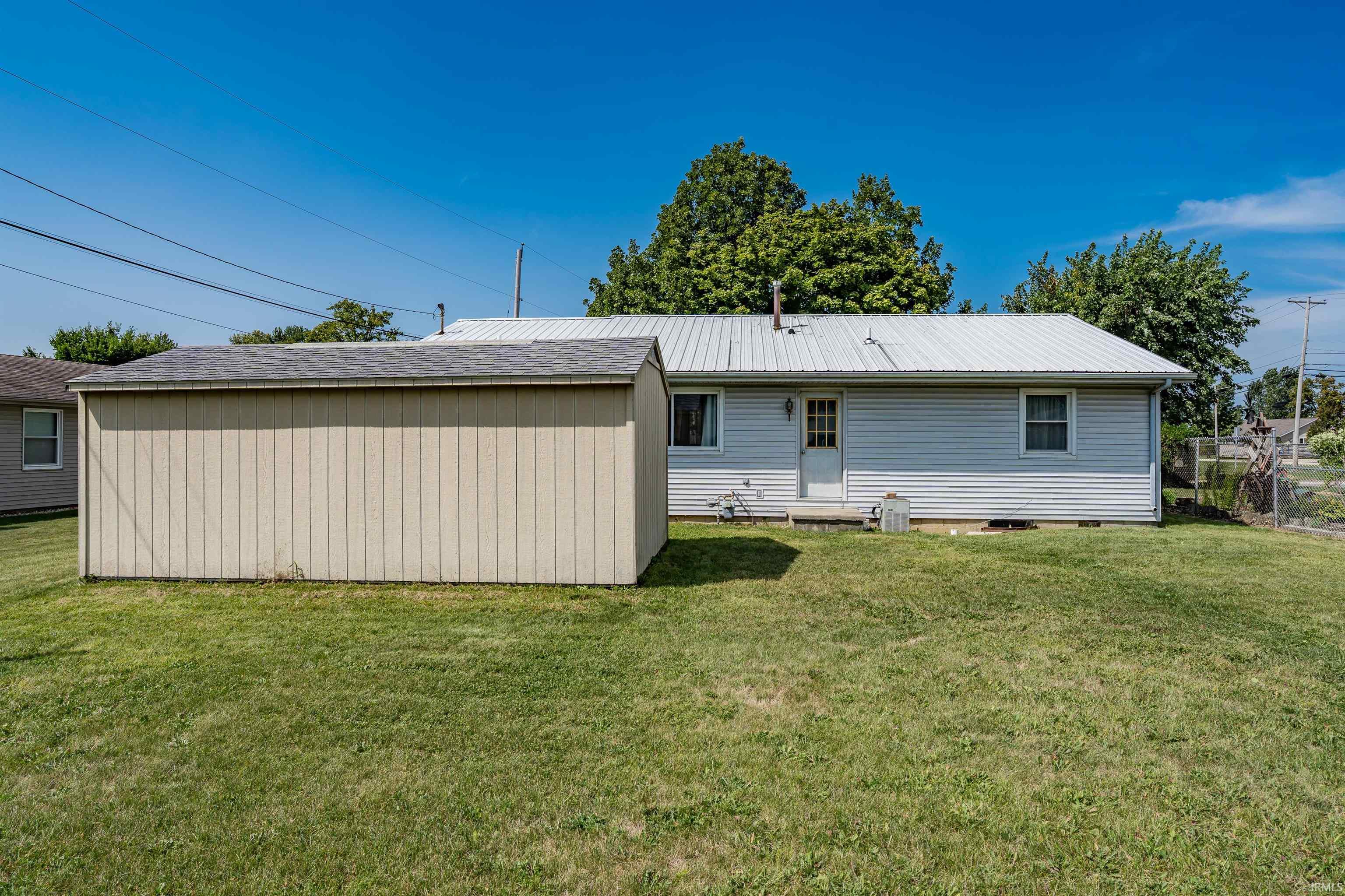 109 Bellmont Boulevard Decatur, IN 46733 - Photo 7 of 28