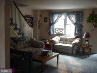309 Wiltshire Road Upper Darby, PA 19082 - Photo 3 of 4