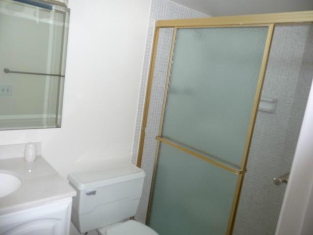 5961 Northwest 2nd Avenue, Unit 207 Boca Raton, FL 33487 - Photo 2 of 9 2nd bath