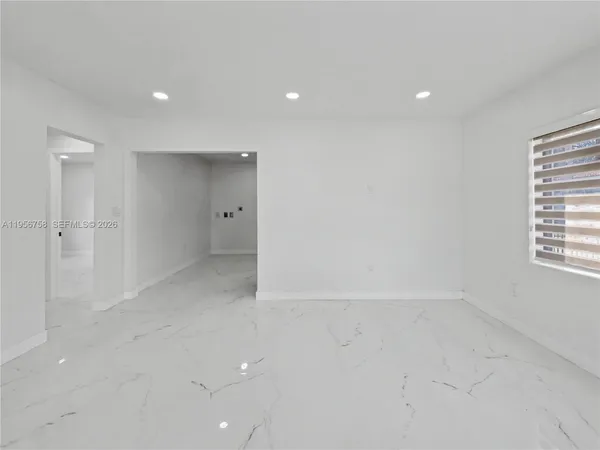 $1,400,000 | 2490 Southwest 17th Street, Miami, FL 33145