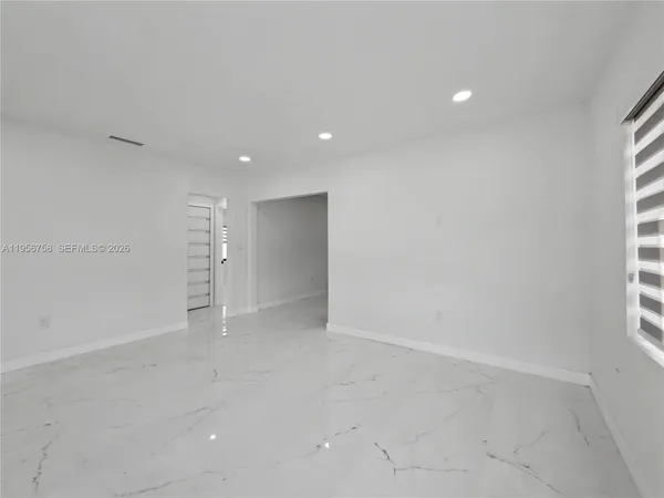 $1,400,000 | 2490 Southwest 17th Street, Miami, FL 33145