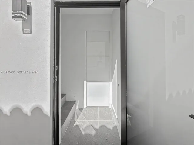 $1,400,000 | 2490 Southwest 17th Street, Miami, FL 33145