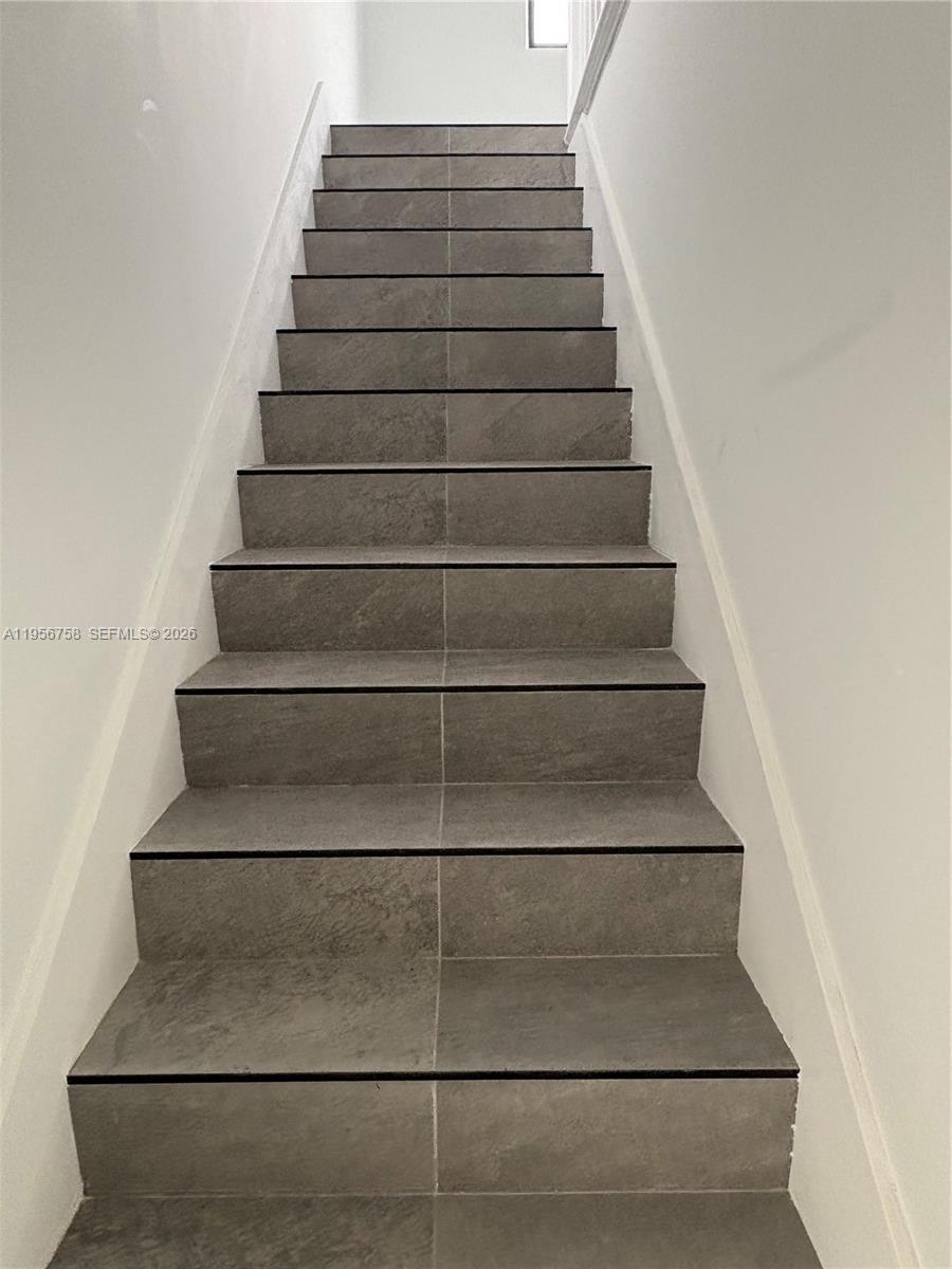 2490 Southwest 17th Street Miami, FL 33145 - Photo 30 of 36 a view of entryway