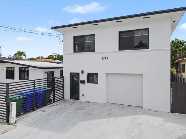 $1,400,000 | 2490 Southwest 17th Street, Miami, FL 33145