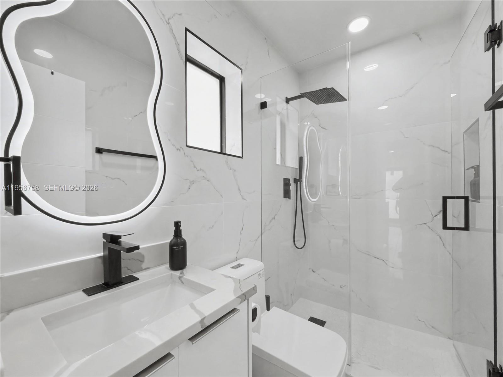 2490 Southwest 17th Street Miami, FL 33145 - Photo 35 of 36