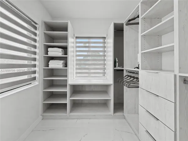 $1,400,000 | 2490 Southwest 17th Street, Miami, FL 33145